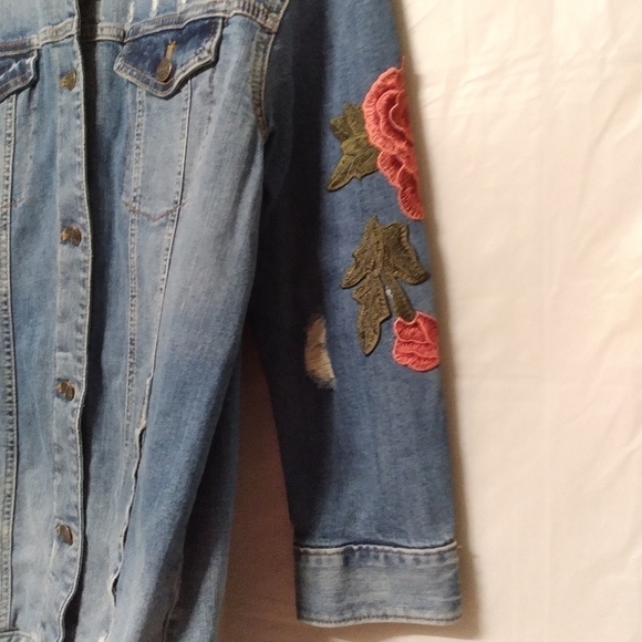 EXPRESS rose embroidered denim jacket - Picture 6 of 15